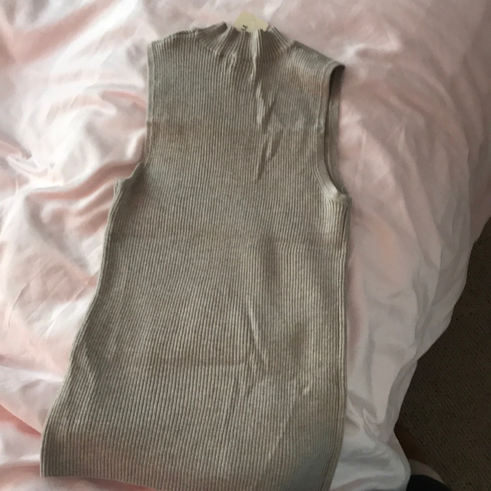 Mock neck top - Picture 2 of 2